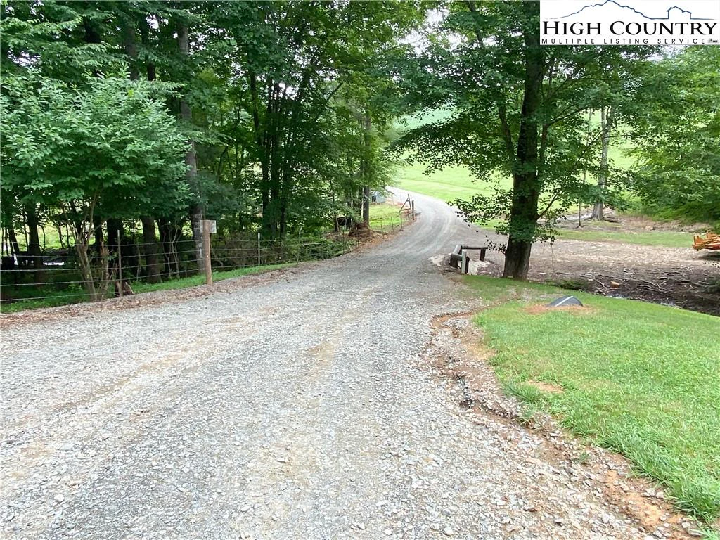 Image number 7 for the current listing