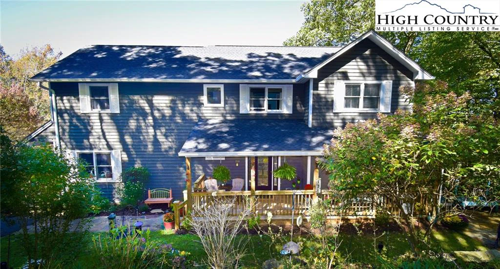 Image number 1 for the current listing