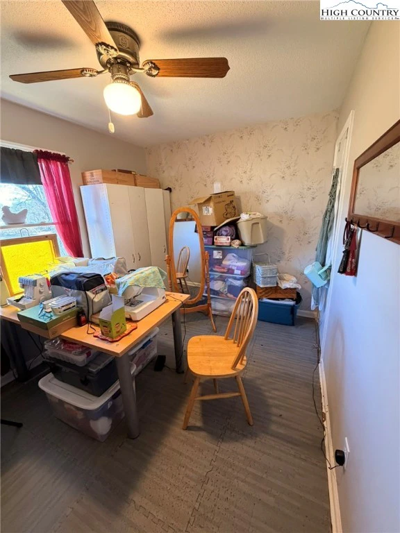 Image number 9 for the current listing