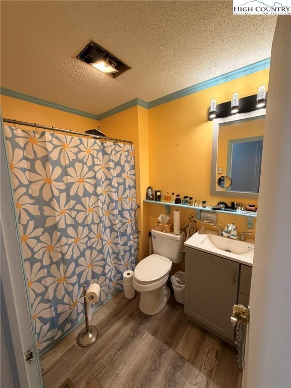 Image number 11 for the current listing