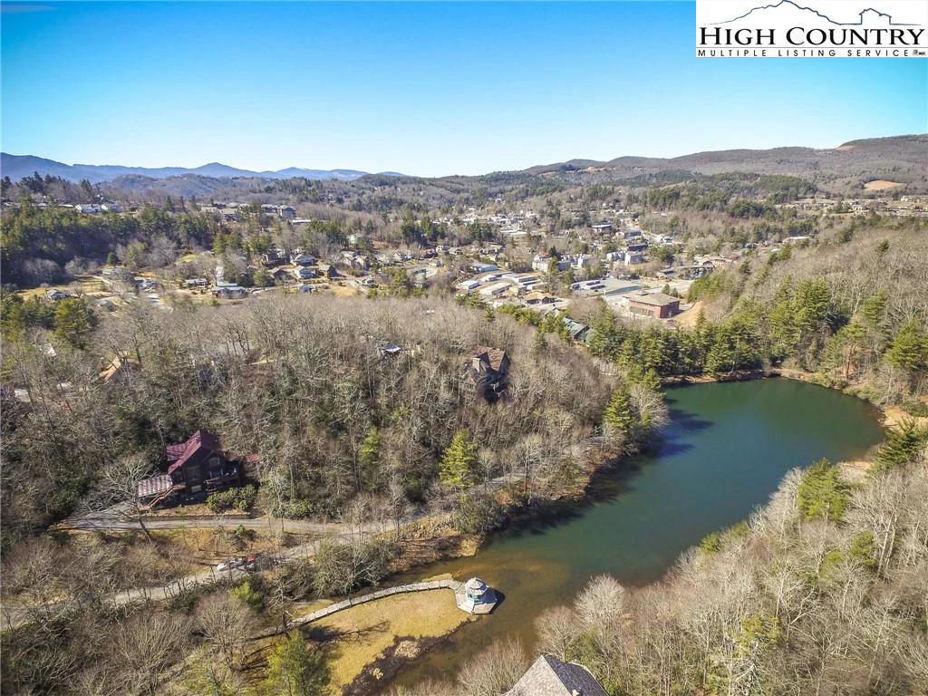 Image number 19 for the current listing