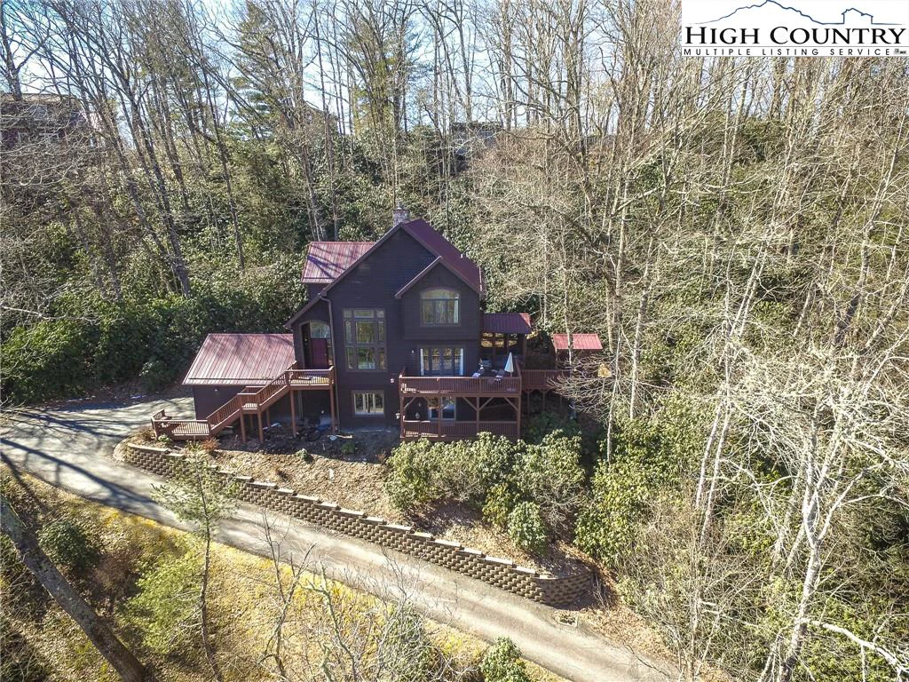 Image number 28 for the current listing