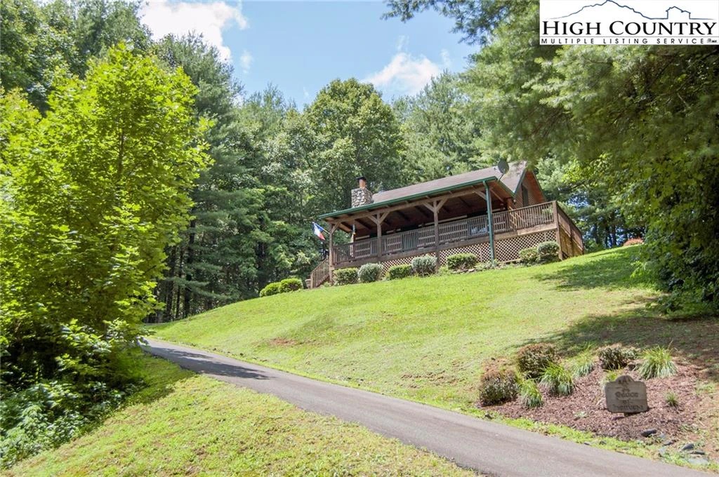 Image number 15 for the current listing