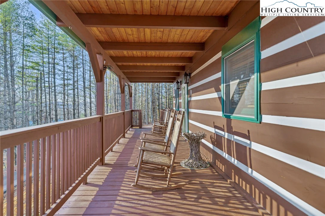 Image number 5 for the current listing