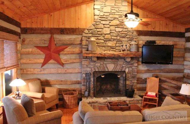 Image number 8 for the current listing
