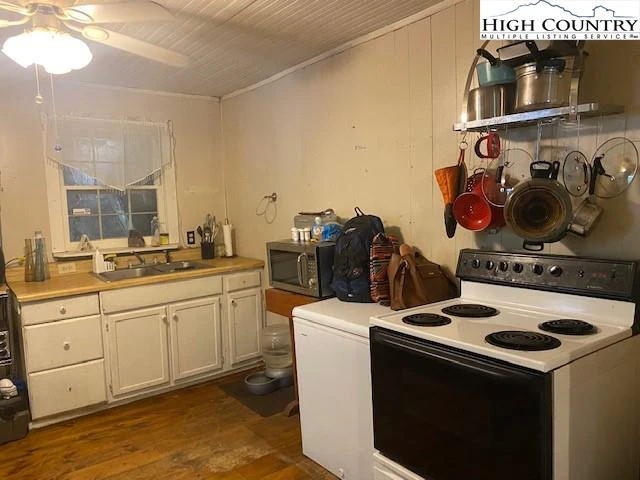 Image number 6 for the current listing