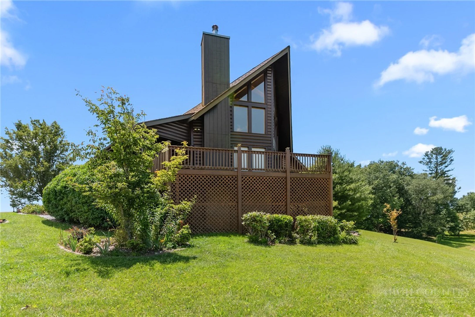 Image number 1 for the current listing