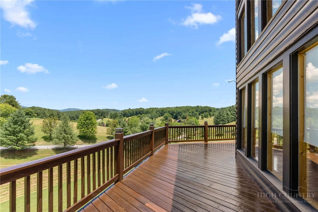 Image number 7 for the current listing