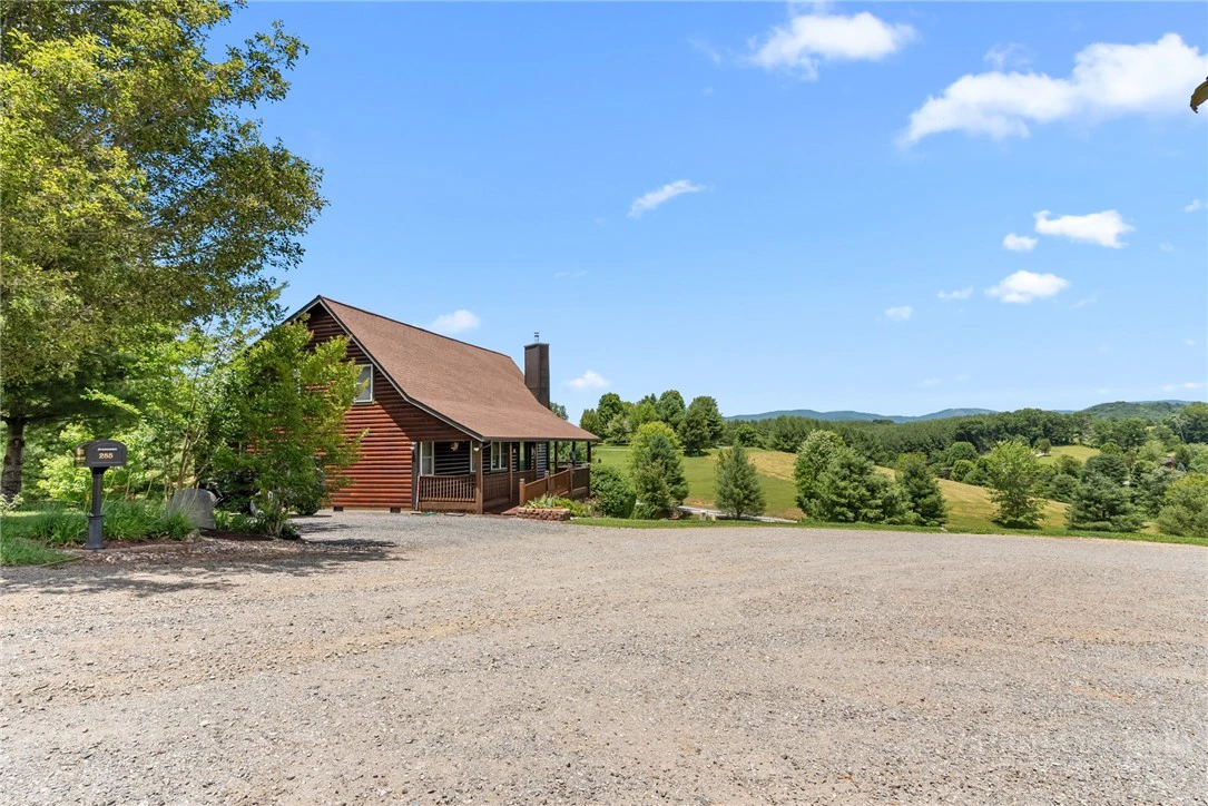 Image number 13 for the current listing