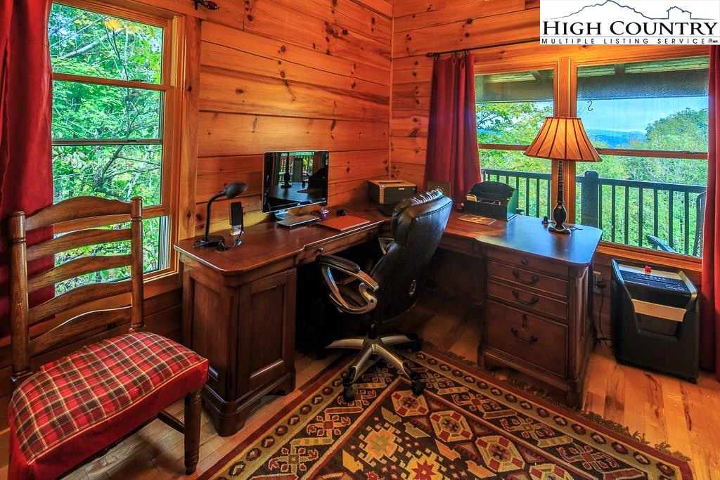 Image number 20 for the current listing