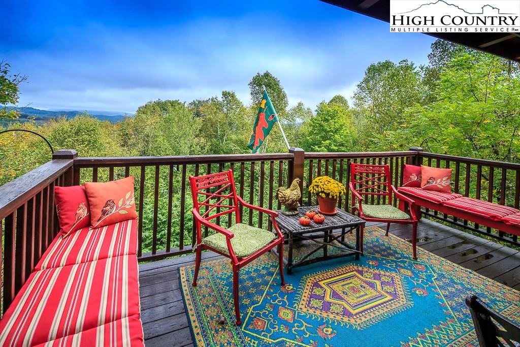 Image number 3 for the current listing