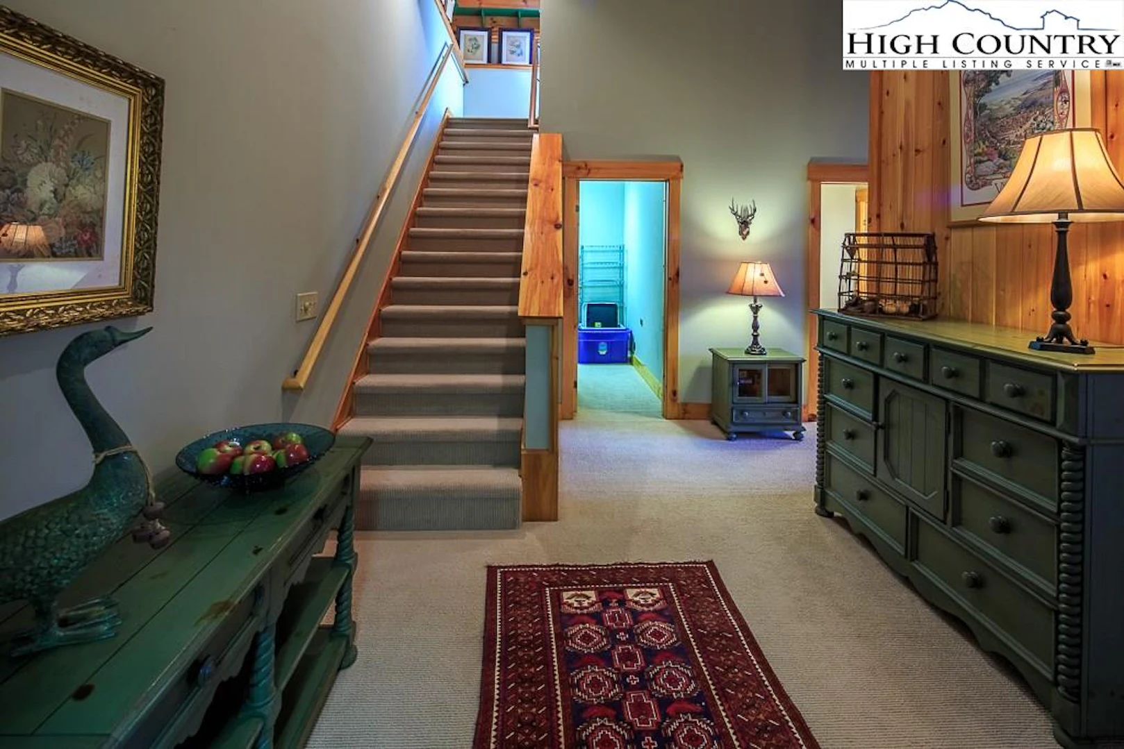 Image number 5 for the current listing