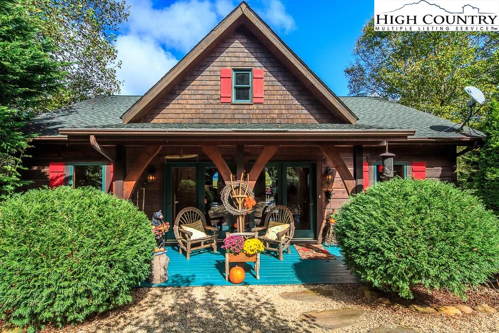 Image number 14 for the current listing