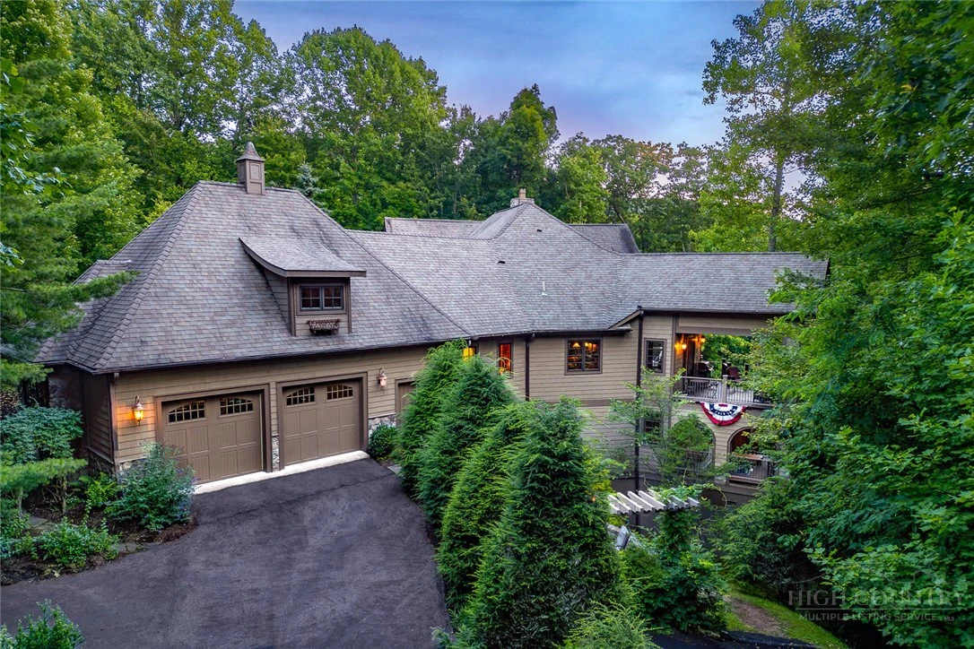 Image number 3 for the current listing