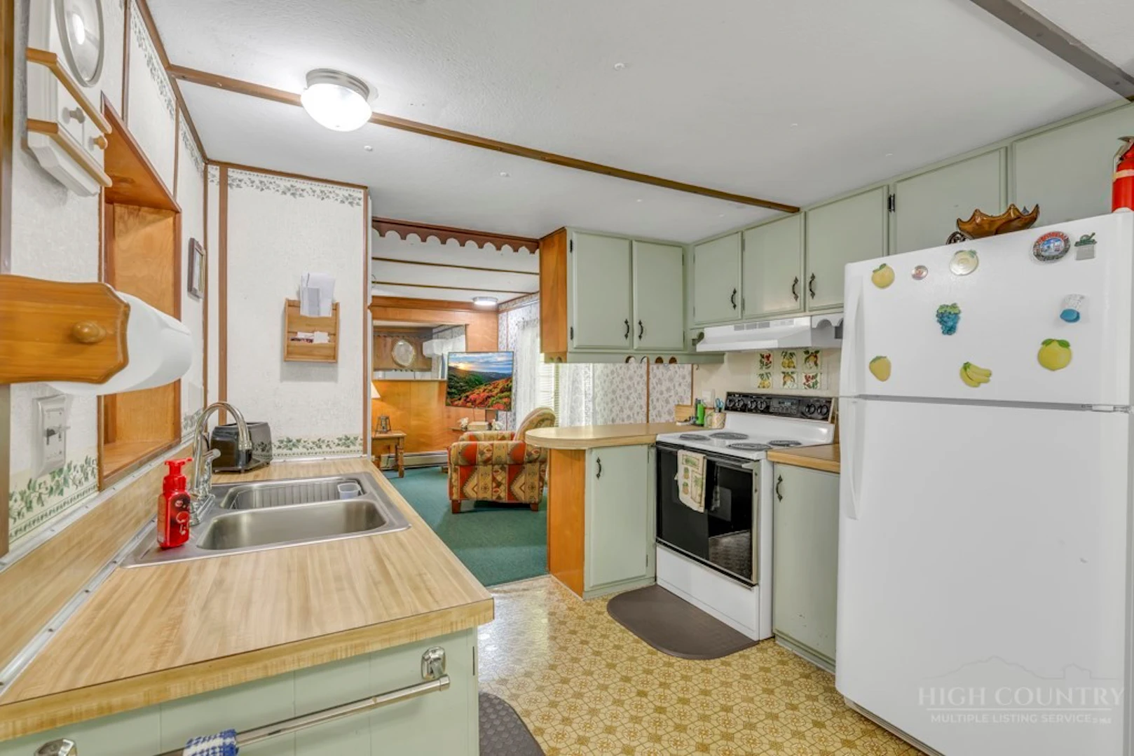 Image number 4 for the current listing