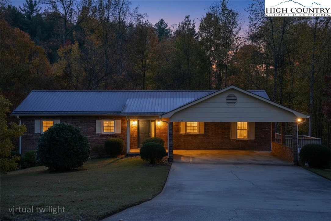 Image number 12 for the current listing