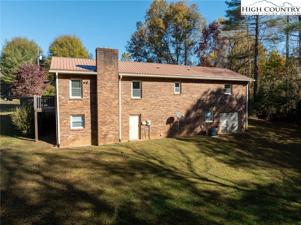 Image number 20 for the current listing