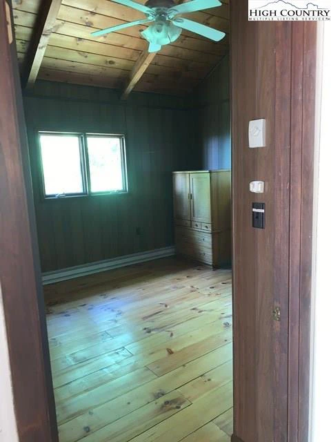 Image number 6 for the current listing