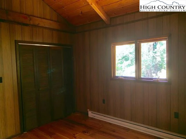 Image number 5 for the current listing