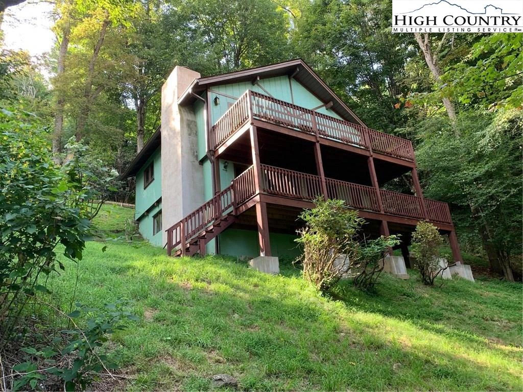 Image number 29 for the current listing