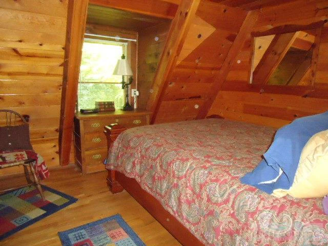Image number 5 for the current listing