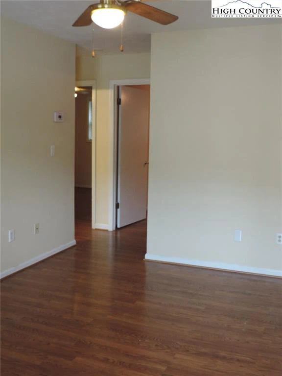 Image number 6 for the current listing