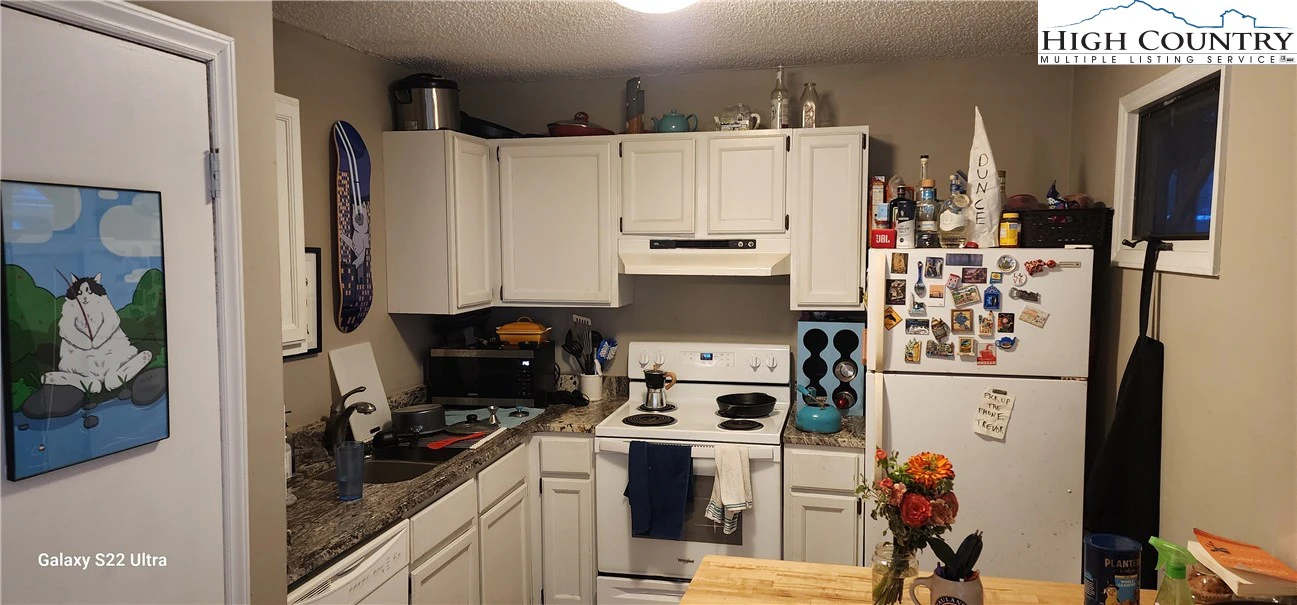 Image number 6 for the current listing