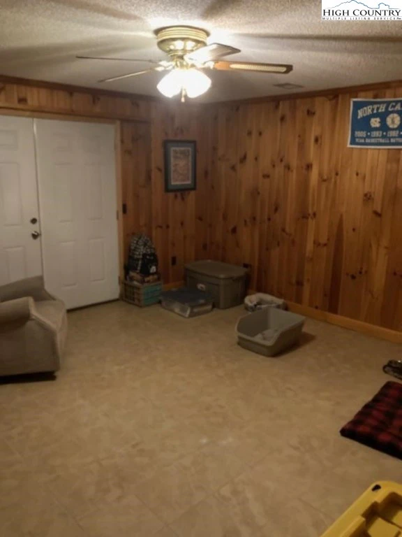 Image number 7 for the current listing