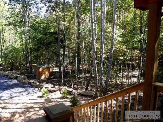 Image number 10 for the current listing