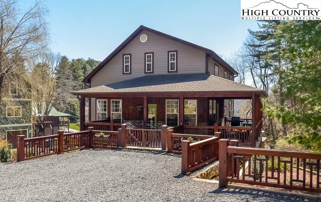 Image number 1 for the current listing