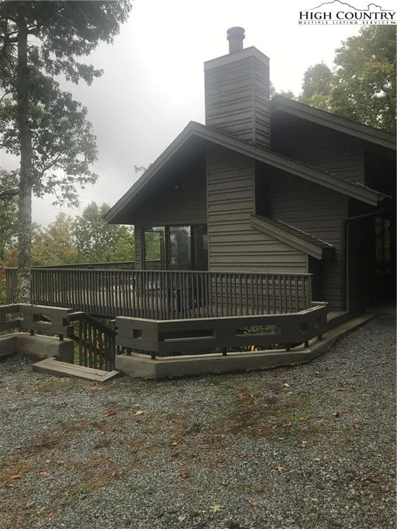 Image number 1 for the current listing