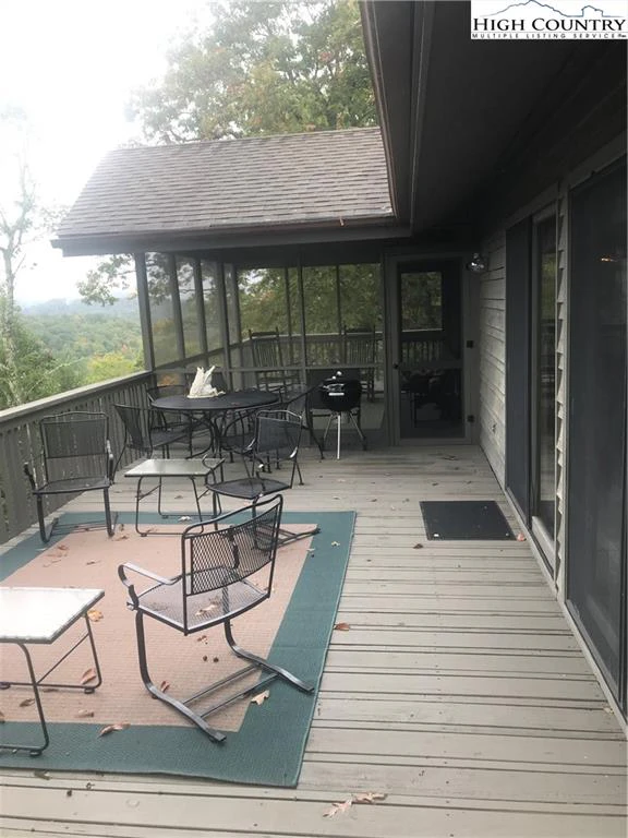 Image number 2 for the current listing