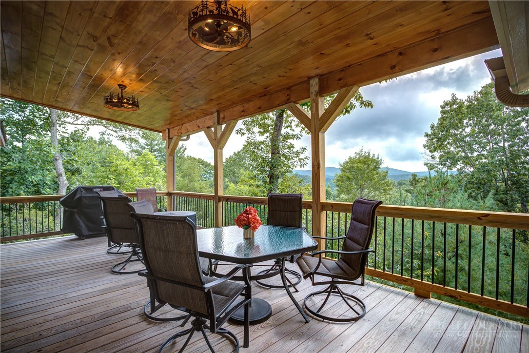Image number 2 for the current listing