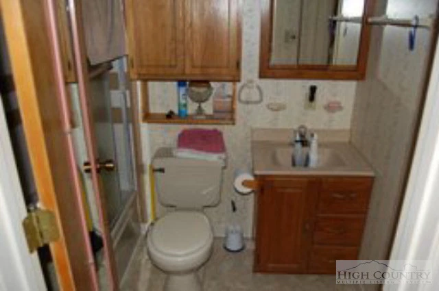 Image number 5 for the current listing