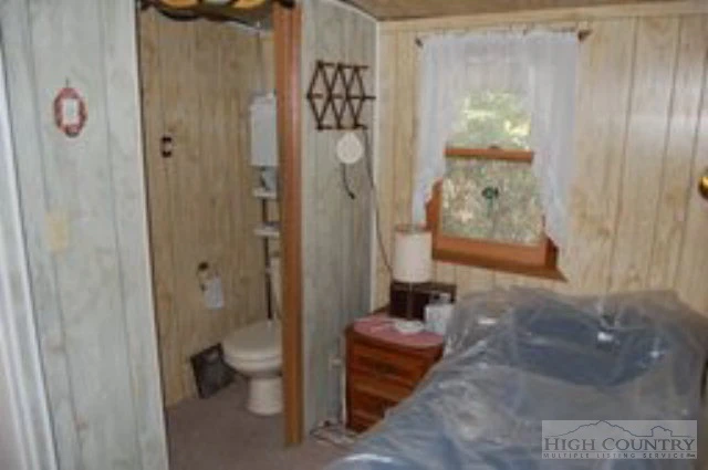 Image number 6 for the current listing