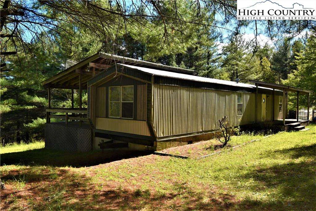 Image number 1 for the current listing