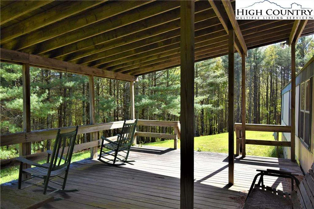 Image number 3 for the current listing