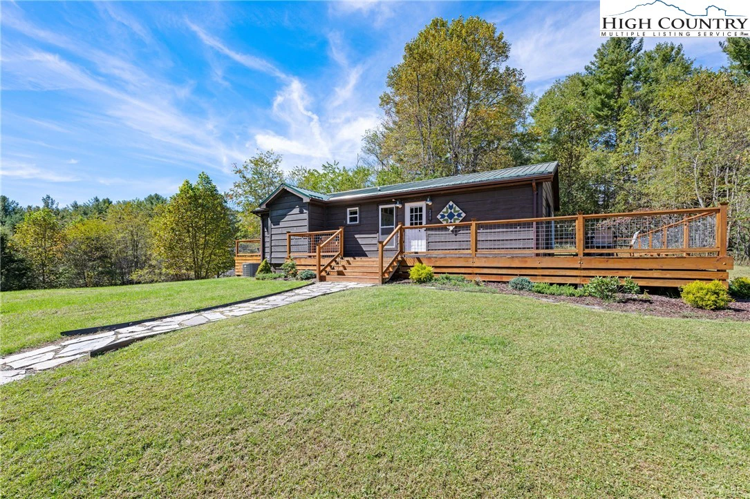 Image number 21 for the current listing