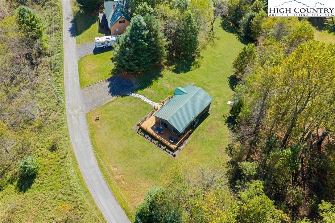 Image number 14 for the current listing