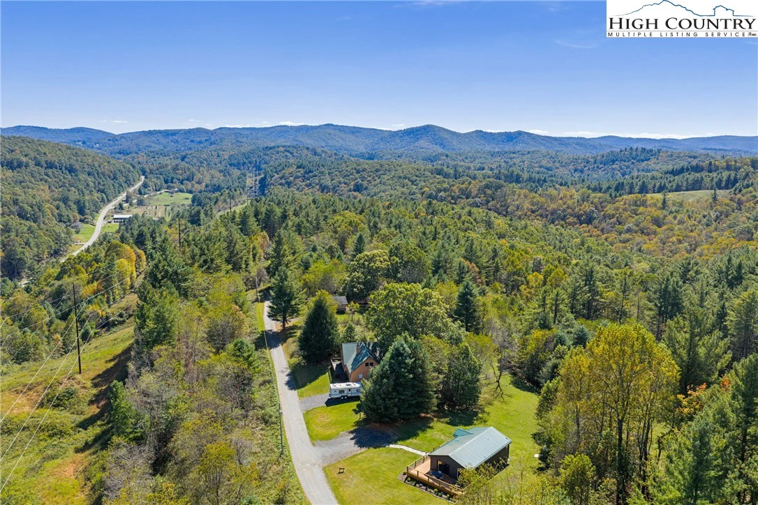 Image number 15 for the current listing