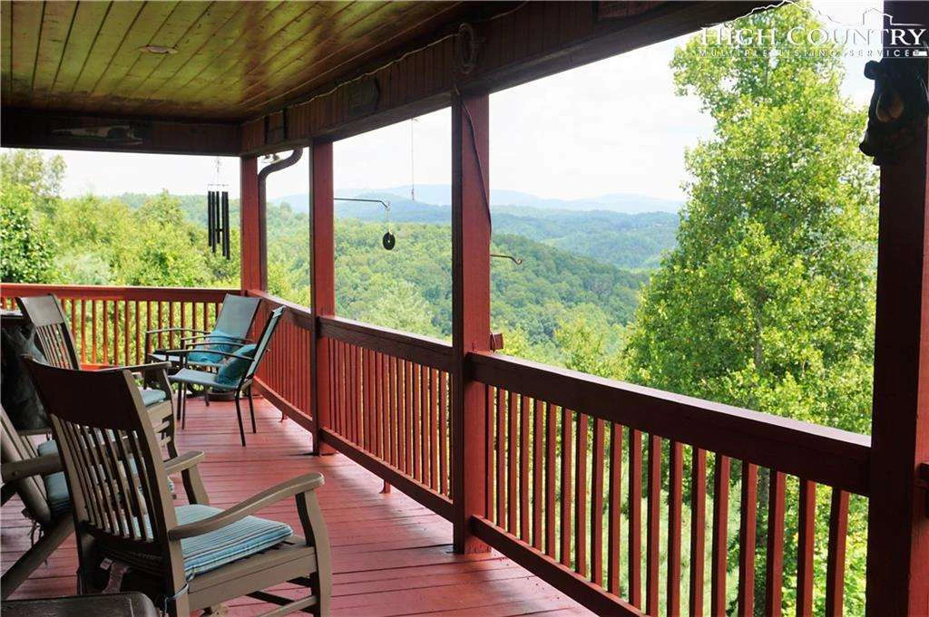 Image number 16 for the current listing