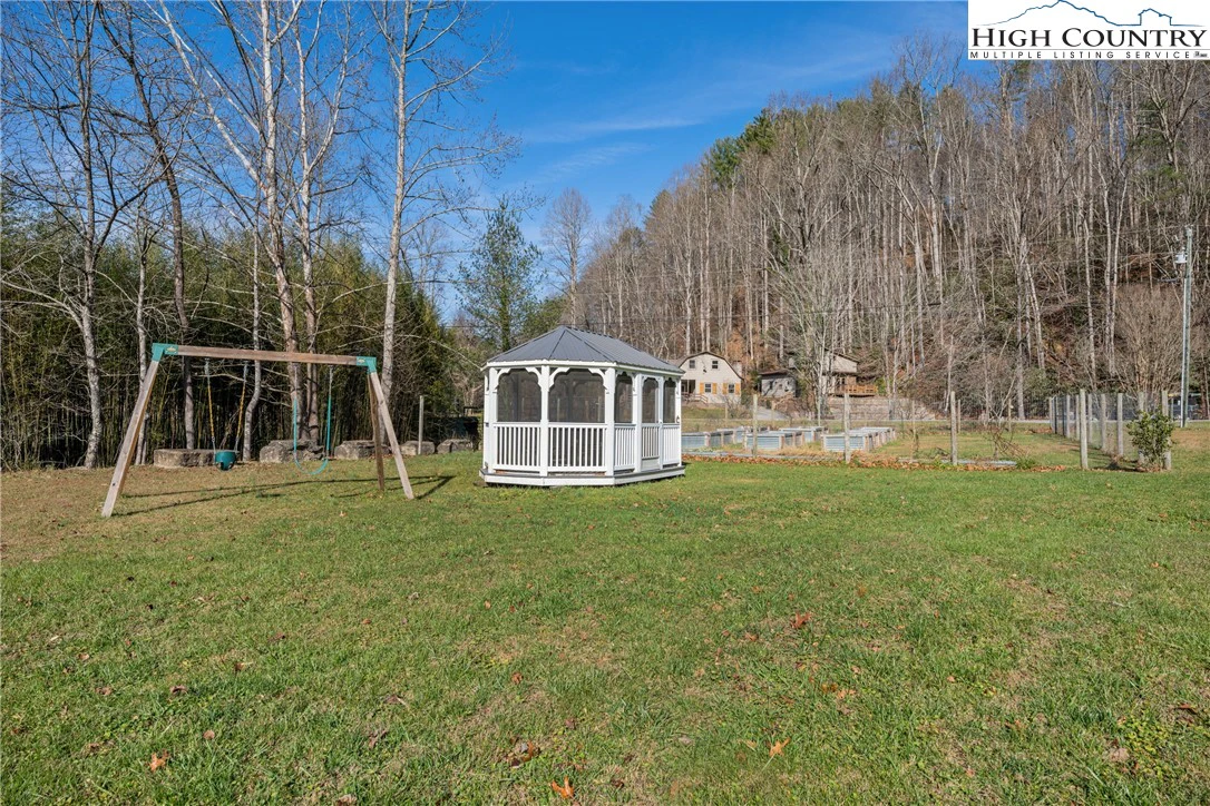 Image number 10 for the current listing