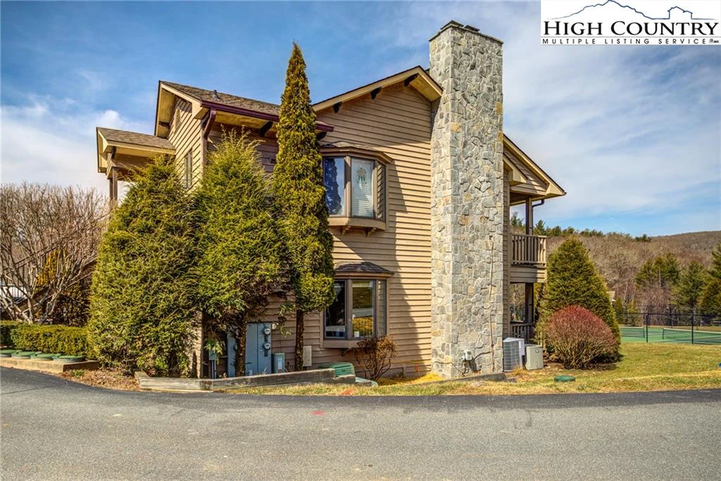 Image number 5 for the current listing