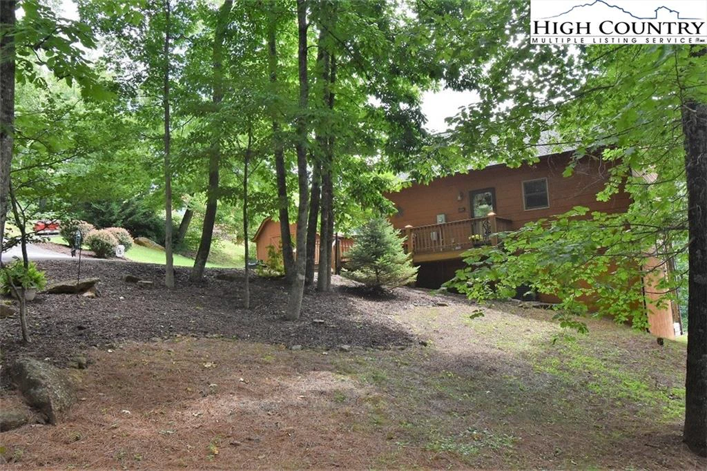 Image number 13 for the current listing