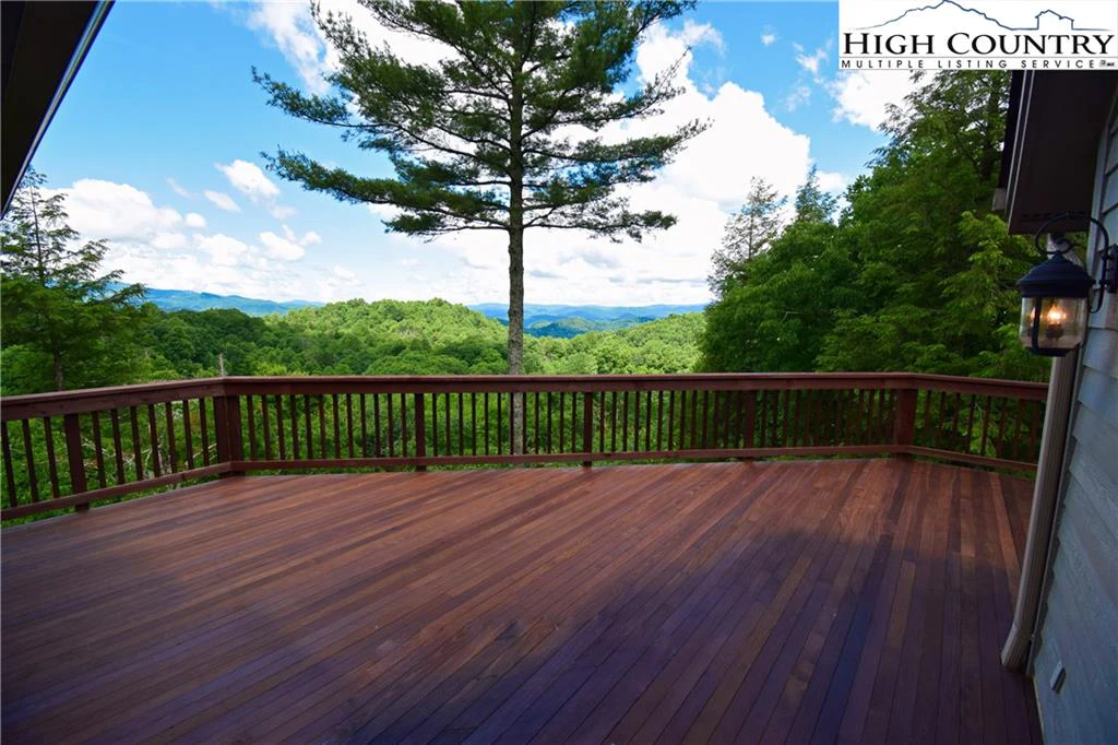 Image number 20 for the current listing
