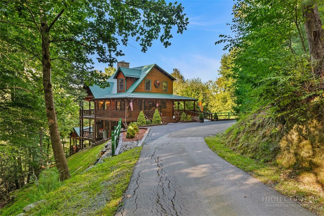 Image number 7 for the current listing