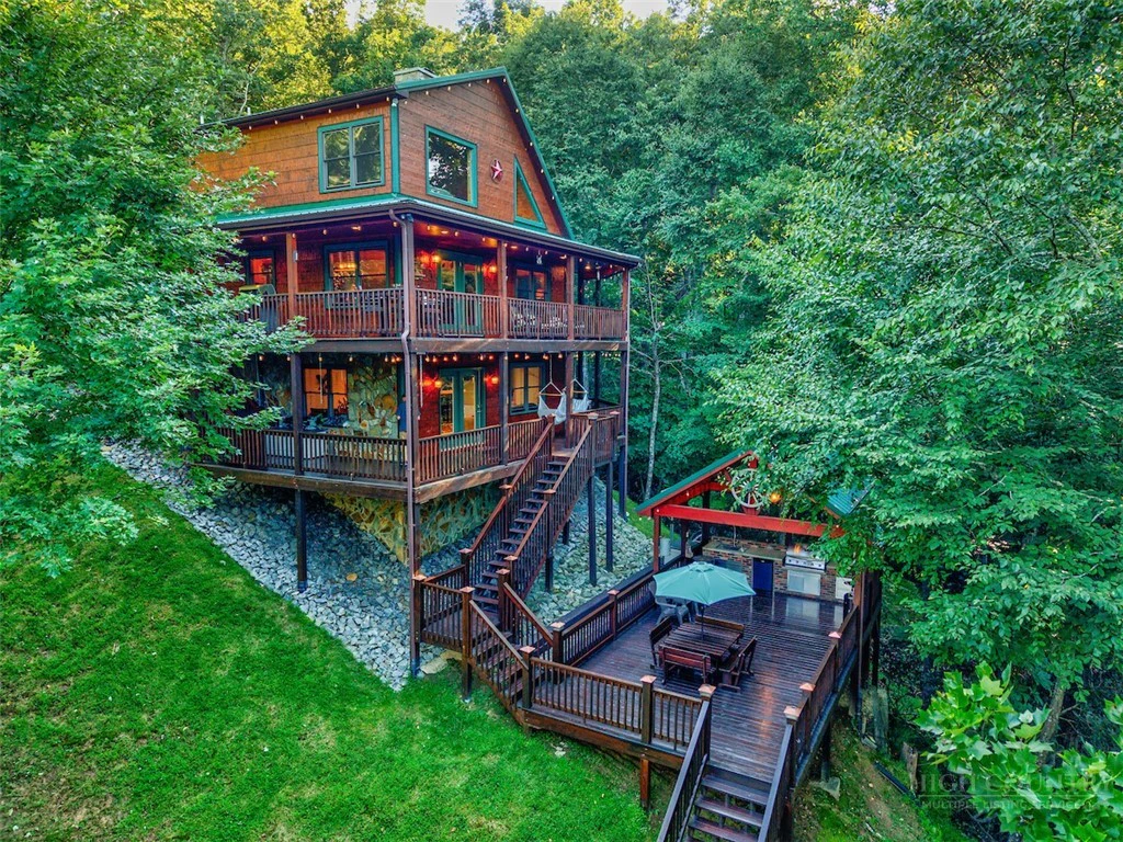 Image number 12 for the current listing