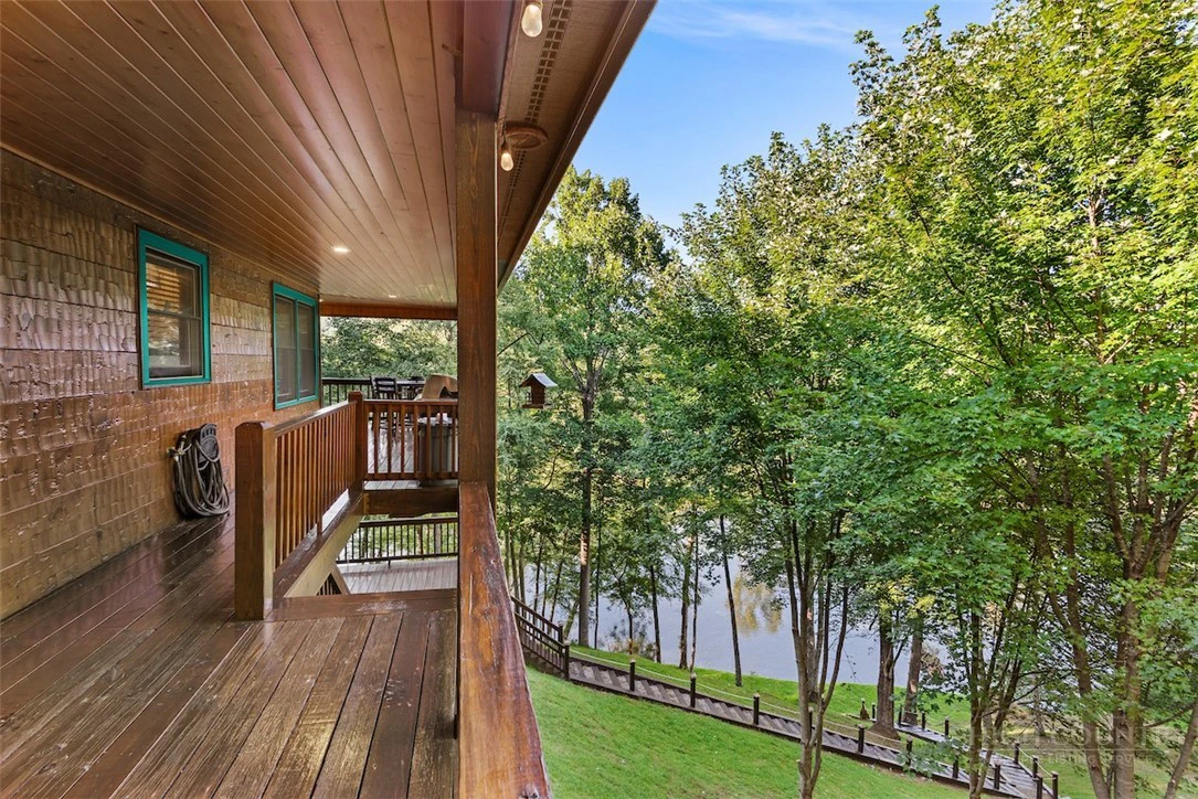 Image number 6 for the current listing