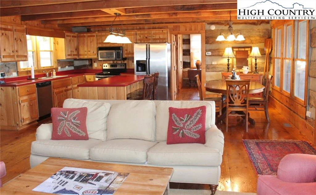 Image number 21 for the current listing