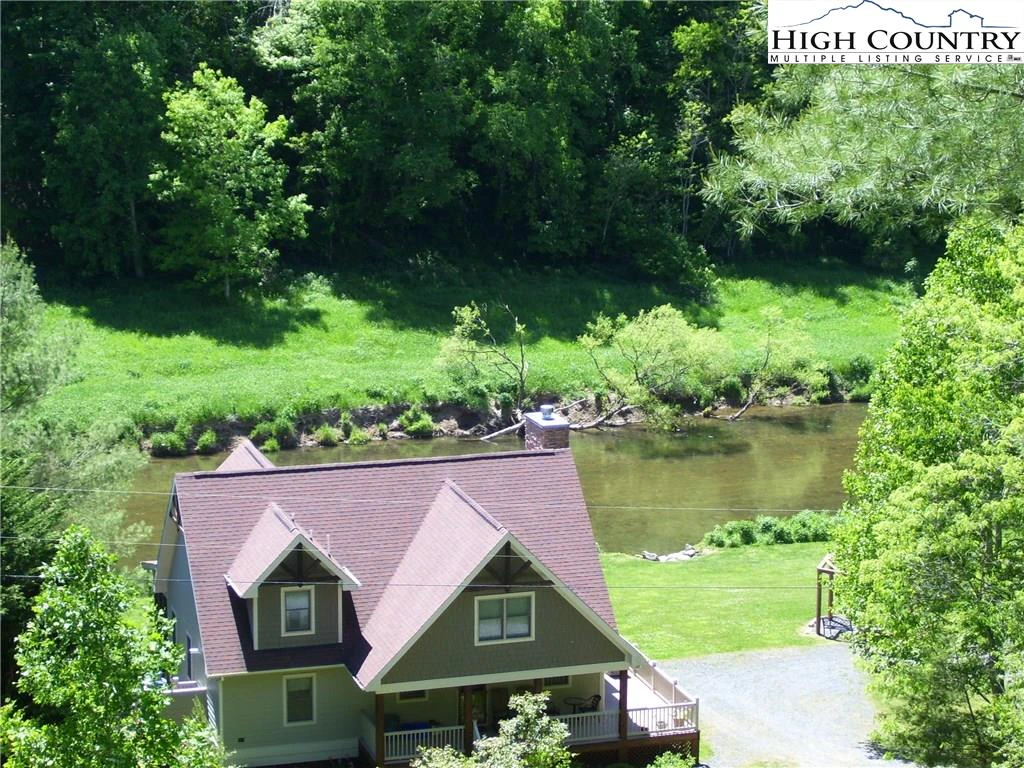 Image number 11 for the current listing